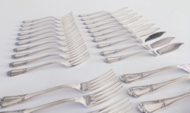 Guy Degrenne - Silver Plated Cutlery Set - 70-piece/10-pax. - France, 1960's-1980's