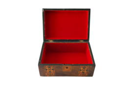 Art Deco inlaid box in walnut