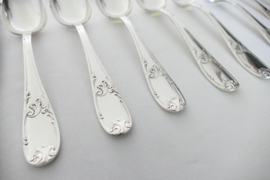Societé National d'Orfevrerie - Silver Plated Louis XV/Rococo-style Cutlery Canteen - 123-piece/12-pax - France, 1950's