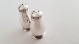 Christofle - A set of silverplated Salt & Pepper shakers - Malmaison