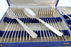 Silver Plated Art Deco Cutlery Set - 71-piece/12-pax. - Sté France Orfèvrerie -France, c. 1950's