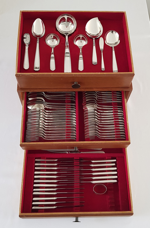 Georg Nilsson - Silver Art Deco cutlery in a wooden canteen - 76 pieces in 431 | SOLD | L. Groenewoud