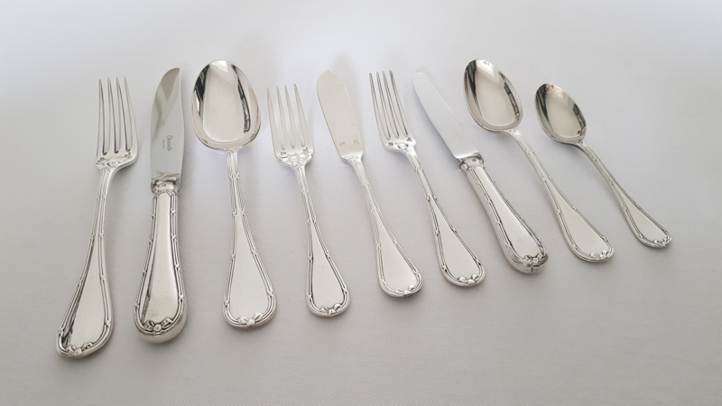 resultaat Monument Lokken Christofle - A silver plated set of cutlery - Rubans Collection -  53-piece/6-pax. including fish-cutlery - France, second half of the 20th  century | SOLD | L. Groenewoud