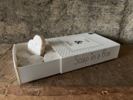 Soap in a box - Kusjes & Knuffels