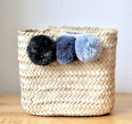 Pom pom square mini box Gray