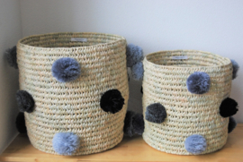 Cylindrical pom pom basket Gray