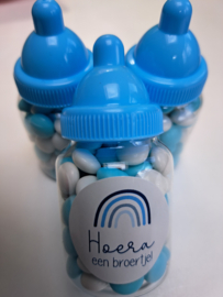 Babyflesje jongens met blauw/witte chococonfetti