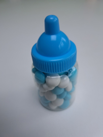 Babyflesje jongens met blauw/witte chococonfetti