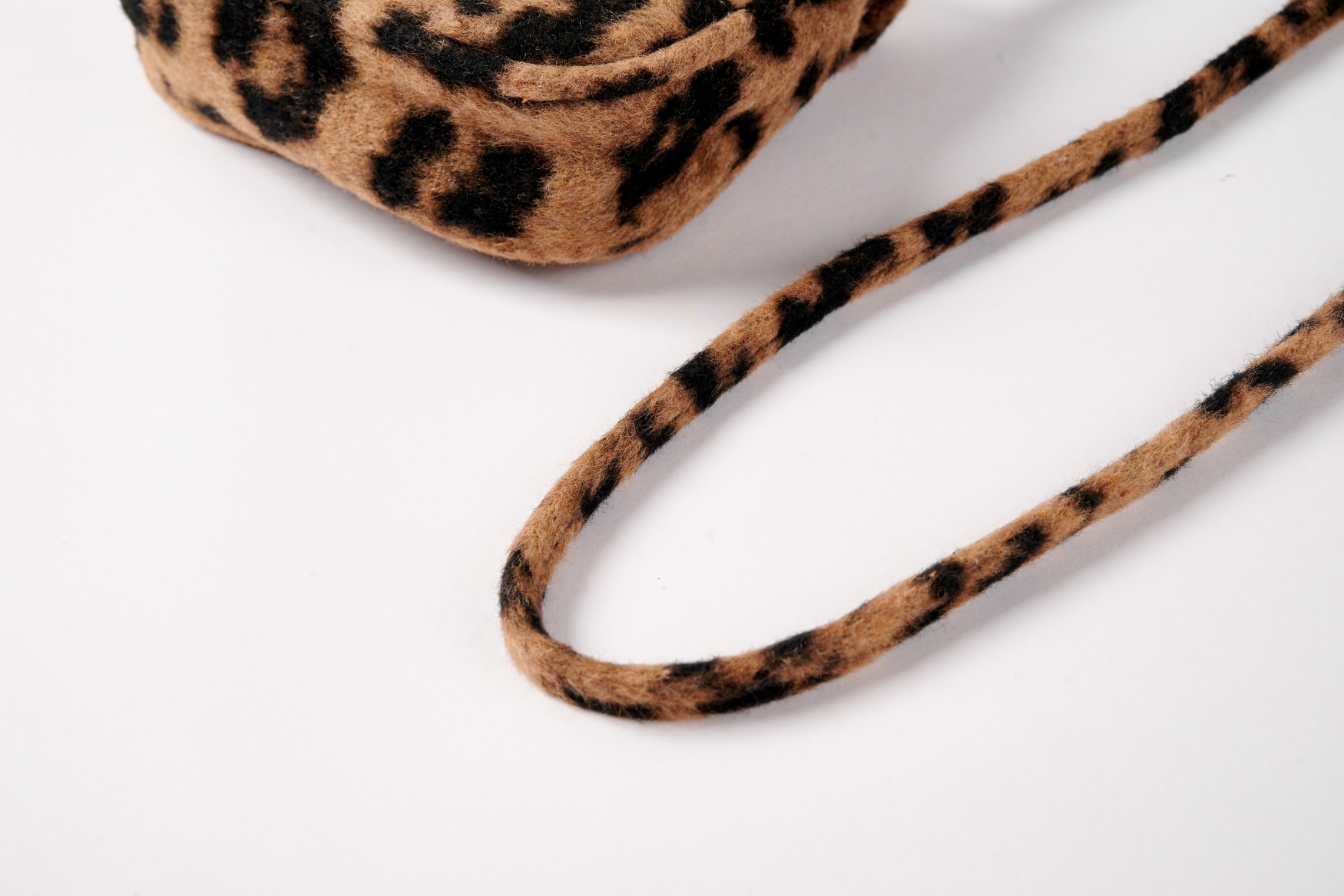 Tasje SOMEONE panter