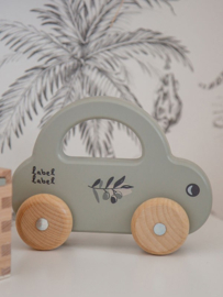 Label Label - houten auto little car - Olive green (met of zonder naam)