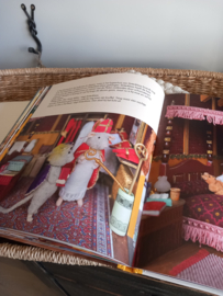 Sinterklaas boek van het Muizenhuis