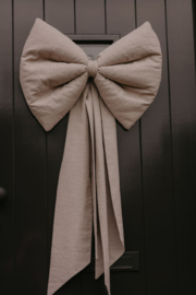 Grote linnen decoratie strik zand kleur