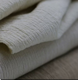 Matrashoesje, Roomwit mousseline met structuur