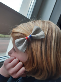 Haarstrik Roos, Linnen met rood-wit-blauw