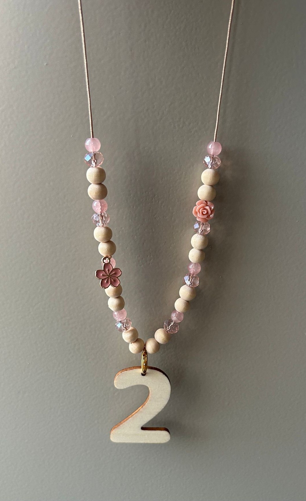 Verjaardags ketting oud roze