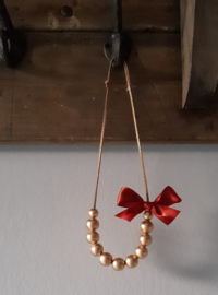 Gouden houten kralen ketting met strikje oranje