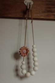 Houten kralen ketting met flower oud roze