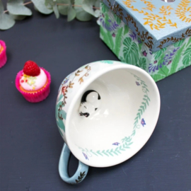 House of Disaster - Boulevard - Kat Beker - Cat Teacup