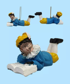 Hanger - Roetveeg Piet liggend met boek