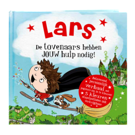 Lars de tovenaars hebben jouw hulp nodig! Gepersonaliseerd kinderboek met naam