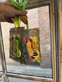 Avondvierdaagse Traktatie - Traktatie Snoepzakje – Bloemensnoep, Bellenblaas & Teenslipper Sleutelhanger
