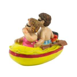 Man en vrouw in een bootje