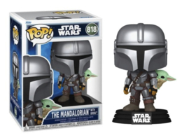 Funko POP! Star Wars The Mandalorian and Grogu: The Mandalorian with Grogu #818