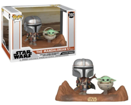 Funko POP! Star Wars: the Mandalorian with the Child #390