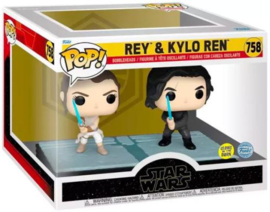 Funko POP! Moment Star Wars: Rey and Kylo Ren #758 Glow in the Dark Special Edition