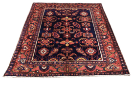 Persian Hamedan rug 135x199cm