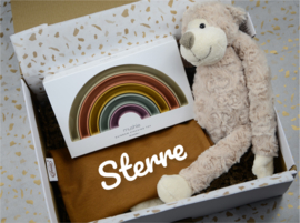 Kraambox Bruin - Slingeraap met Regenboog