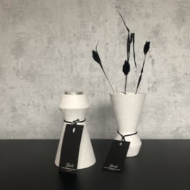 Iron T-light Vase Leather White