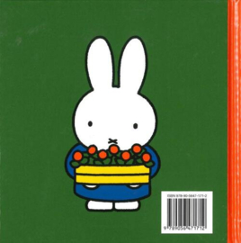 Lieve oma Pluis - Dick Bruna