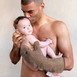 Nifty Baby Shower Glove - Mocha | lange washand voor onder de douche