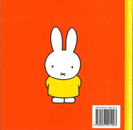 Opa en oma Pluis - Dick Bruna