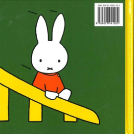 Nijntje in de speeltuin - Dick Bruna