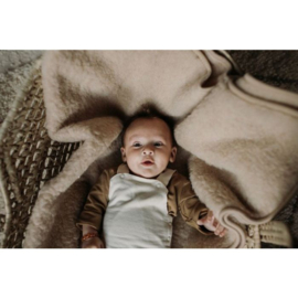 Alwero deken thumbled beige | in wieg of ledikant