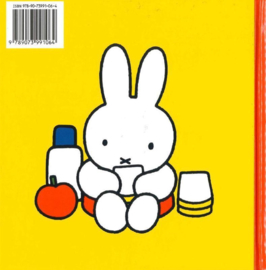 Nijntje in de tent - Dick Bruna