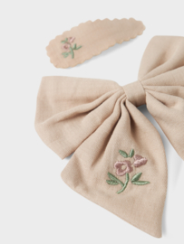 Lil' Atelier set haarspeldjes geborduurd bloemetje | diverse kleuren