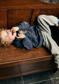 Daily Seven | Sweater Oversized Badges | Donker Blauw