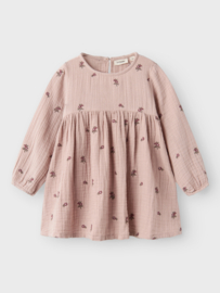 Lil' Atelier mousseline jurk met geborduurde bloemetjes  | maat 92 - 122