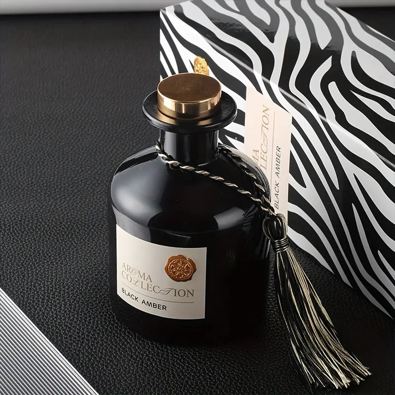 AROMA COLLECTION | GEURSTOKJES ZWART AMBER