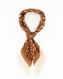 Sjaaltje Astrid in Bambi print