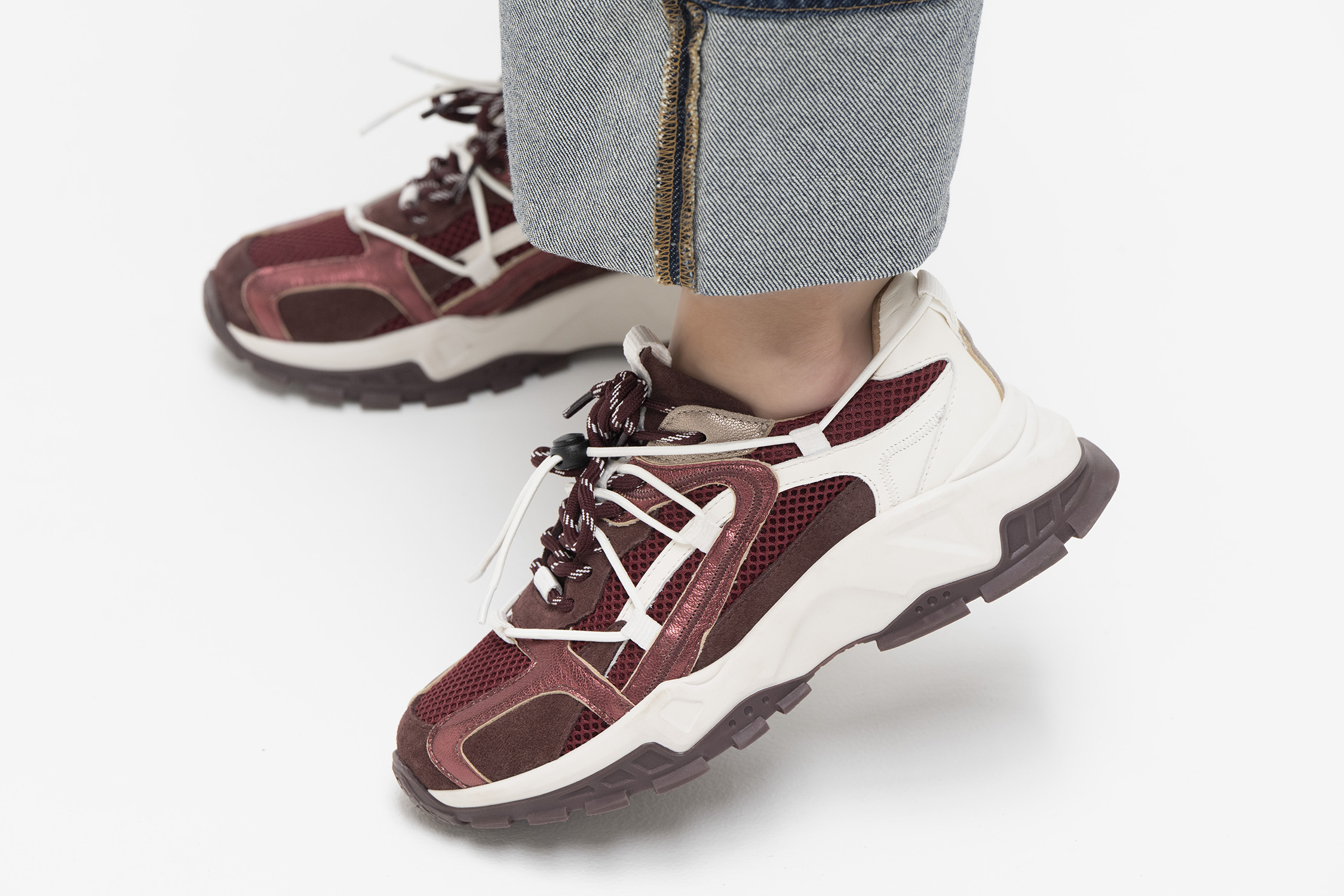 Sneaker Isola DWRS