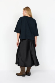 Rok Amalia Black