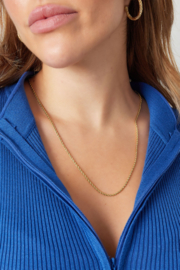 Necklace tiny twisted chain
