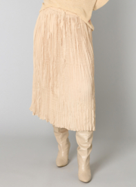 Rok Yanne in beige