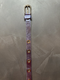 Metallic leren riem met nestelgaten