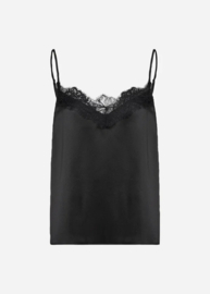 Hemdje Amalia Black