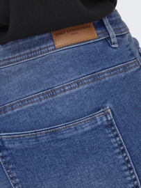 Only Sally flared jeans in medium blue